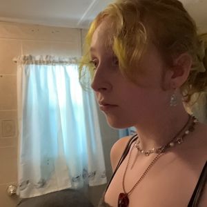 Meet your Posher, Skye